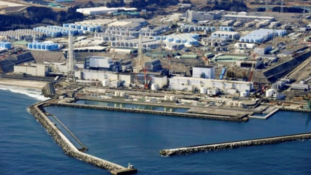Жапония АЭСте булганган суу өтө көп топтолгонун, жакын арада аны сактай турган жер калбай турганын билдирүүдө 