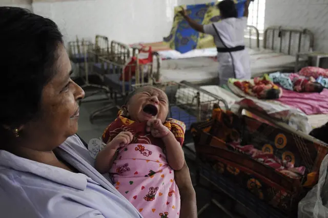 ఏడవడం సామాజిక సంకేతమా?