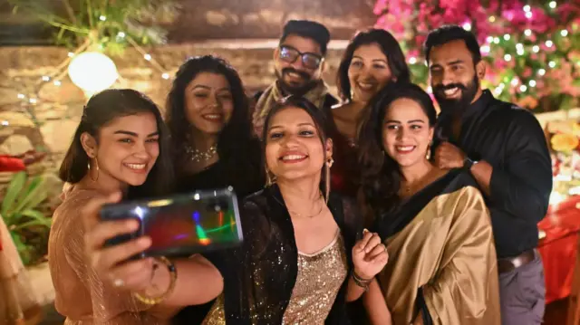 લગ્ન, બીબીસી, ગુજરાતી