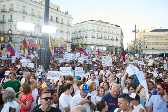 Venezolanos