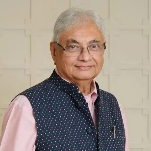 બીબીસી ગુજરાતી સુરત કાપડ કપડા ટેક્સ્ટાઈલ અમેરિકા ડોનાલ્ડ ટ્રમ્પ ટેરિફ 