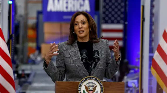 Kamala Harris en campaña para la presidencia de Estados Unidos, en Michigan.