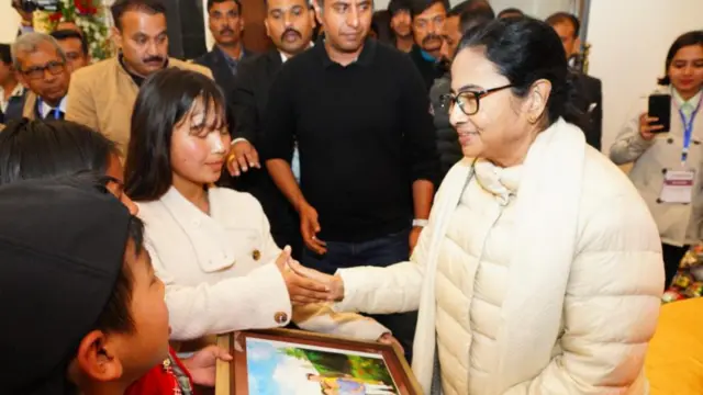 మమతా బెనర్జీ 