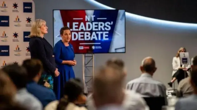 હેસ આશા રાખે છે કે એક દિવસ બંને પાર્ટીઓને આ વાતની સમજણ આવશે કે આ એક રીતે જીવન જીવવાની રીત પર હુમલો છે