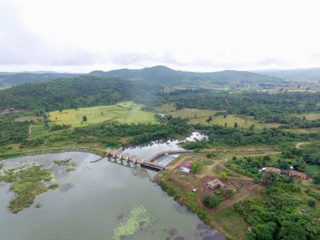 လောပိတ ရေအားလျှပ်စစ်