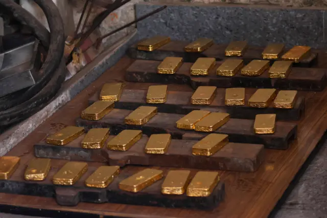 तस्करीबाट आएको सुन