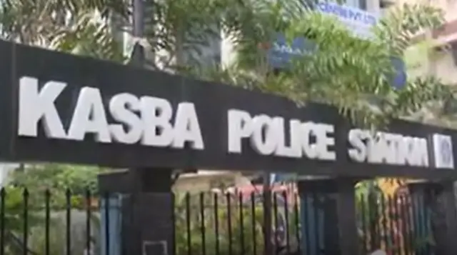 কসবা থানায় অভিযোগ দায়ের করেছেন ওই ছাত্রী