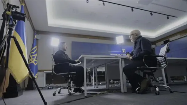 Eneo la serikali huko Kyiv linalindwa sana