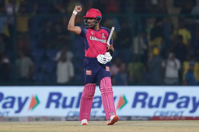 கடைசி வரை ஆட்டமிழக்காமல் தன் அணியின் வெற்றியை உறுதி செய்தார் துருவ் ஜுரெல் 