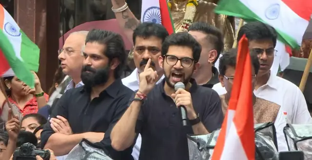 आदित्य ठाकरे आणि अमित ठाकरे