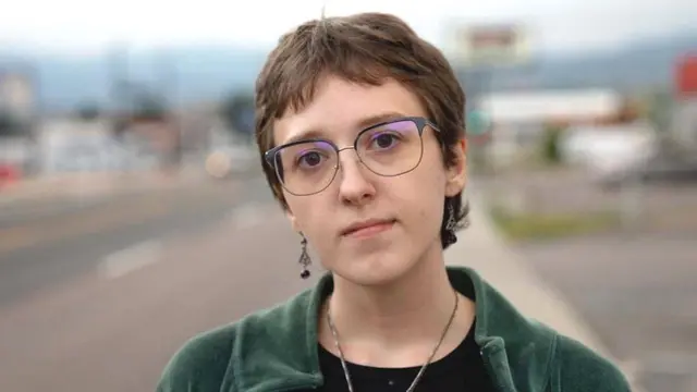 ቴይለር ሊትል፡ ኣብ 11 ዓመት ዕድሚአን ብዘይ ዝዀነ መጠንቀቕታ ንግራፊክ ትሕዝቶ ከም ዝተቓልዓ ይዛረባ