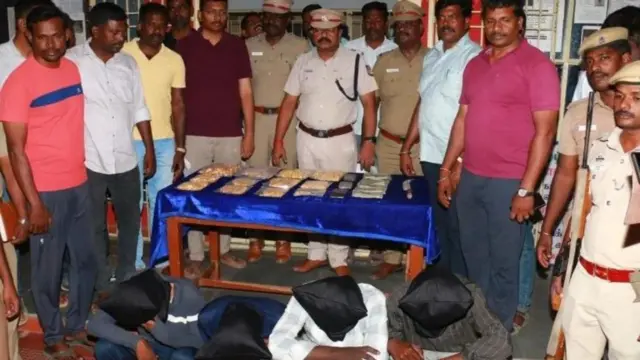 విల్లుపురం, బంగారం దోపిడీ, పోలీసులు 