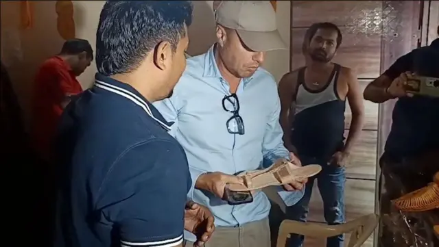 ప్రాడా అధికారులు