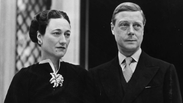 Wallis Simpson ao ladoé pecado fazer apostas esportivasEdward 8°