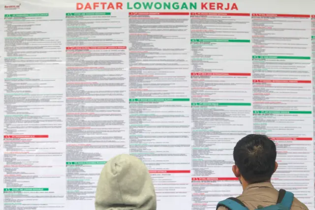 diskriminasi, usia, tenaga kerja