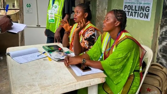 Awọn oṣiṣẹ eleto idibo