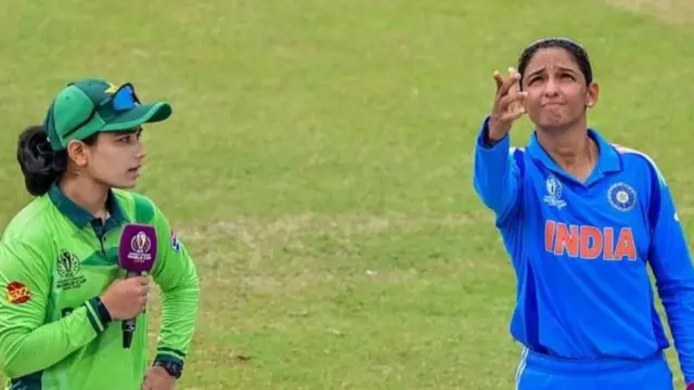 పాకిస్తాన్ కెప్టెన్ ఫాతిమా సనా, టాస్