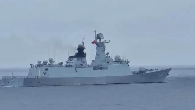 台湾北方を航行する中国軍艦（23日）