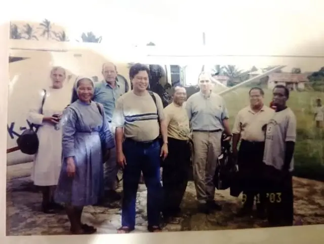 Foto lama Paus Leo XIV saat berkunjung ke Indonesia.