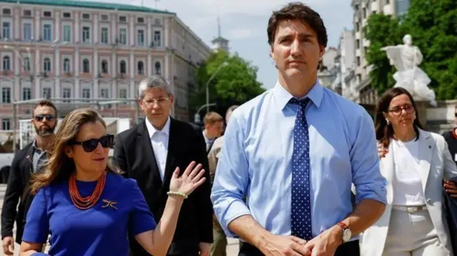 ਕ੍ਰਿਸਟੀਆ ਫ੍ਰੀਲੈਂਡ (ਖੱਬੇ) ਅਤੇ ਜਸਟਿਨ ਟਰੂਡੋ