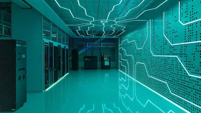 एआई या आर्टिफ़िशियल इंटेलिजेंस के विकास के साथ बड़े पैमाने पर विशाल डेटा सेंटर बनाए जा रहे हैं