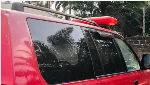 Ọkọ ẹni to ni Mọṣuari