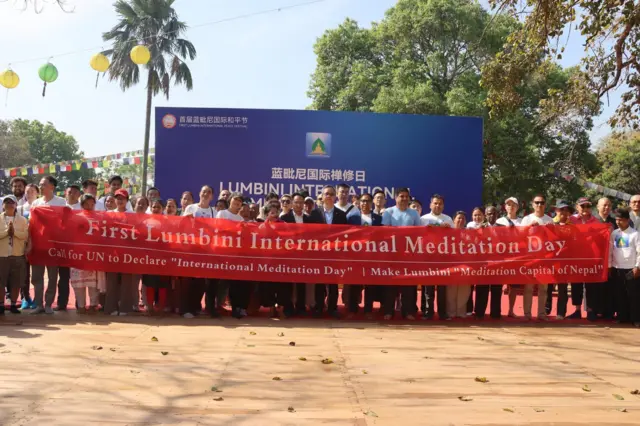 लुम्बिनीमा आयोजना भइरहेको महोत्सवको आयोजकमध्ये एक काठमाण्डूस्थित चिनियाँ दूतावास हो