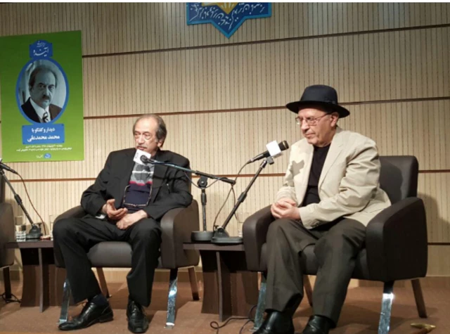 از سمت راست جواد مجابی و محمد محمد علی 