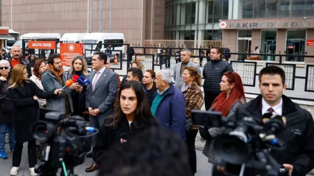 İddianamede 21 şüpheli, en az 12 bebeğin ölümünden sorumlu tutuluyor.