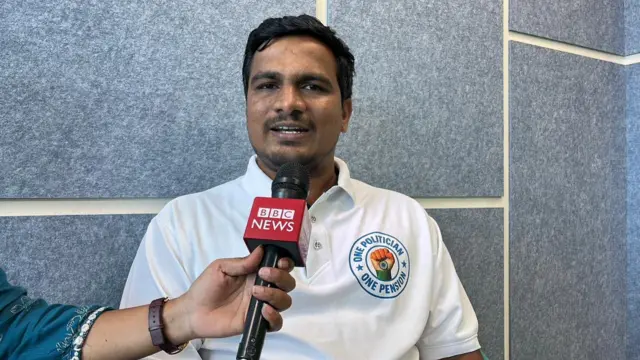 ఆర్టీఐ యాక్టివిస్ట్ గణేశ్, డబుల్ పెన్షన్