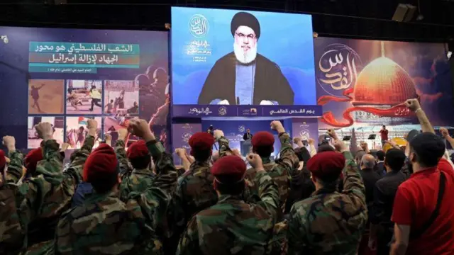 হিজবুল্লাহ প্রধান হাসান নাসরাল্লাহর ভাষণ সাধারণত লেবাননের বিভিন্ন এলাকায় বড় স্ক্রিনে প্রচার করা হয়