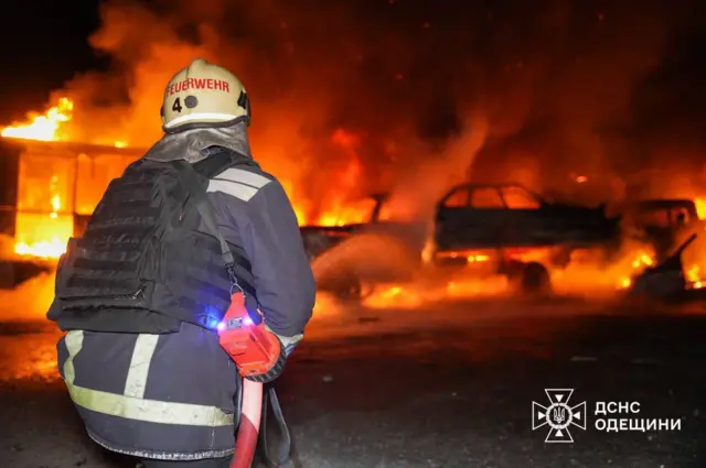 Рятувальники за роботою