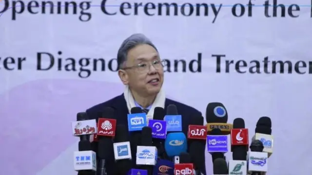 اېډوېن سېنېزا سلوادور