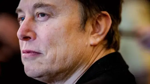 نمای نزدیک از چهره ایلان ماسک
