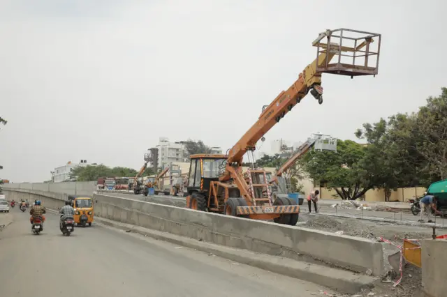 விபத்தில் கணவன், மனைவி பலி