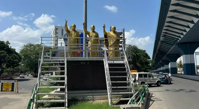 கோவை மாவட்டத்தில் ஏன் ஒரு அம்பேத்கர் சிலை கூட இல்லை? சமூகநீதி ஆர்வலர்கள் கூறுவது என்ன?