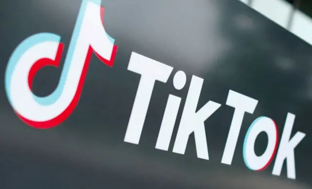 टिकटक