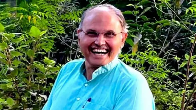 डॉ. आनंद नाडकर्णी