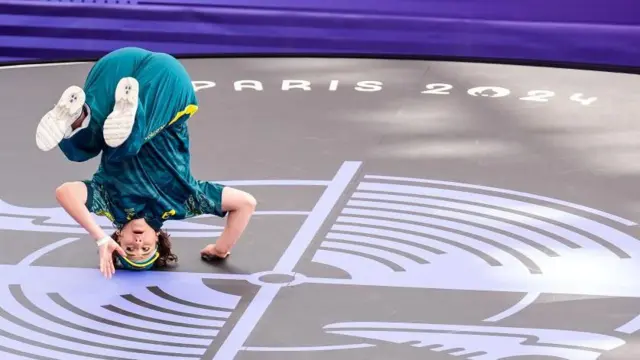 रेचेल गनवर टीकेची झोड उठली, तेव्हा ऑस्ट्रेलियाचे पंतप्रधान तिच्या बाजूनं बोलले 