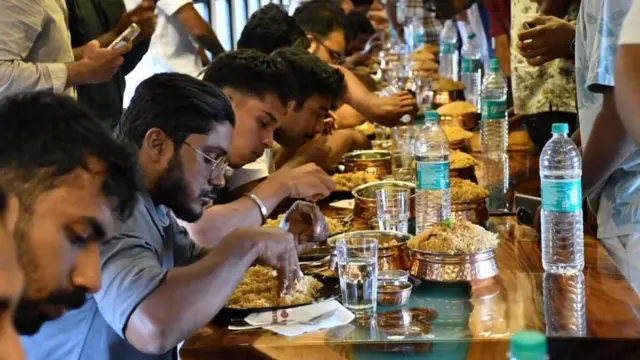 కోయంబత్తూరు,ఫుడ్,ట్యాక్సీ డ్రైవర్ 