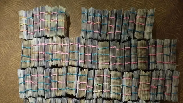 Pesa zilikusanywa kote Uingereza kisha zikabadilishwa kwa fedha za kidigitali kutoka Moscow