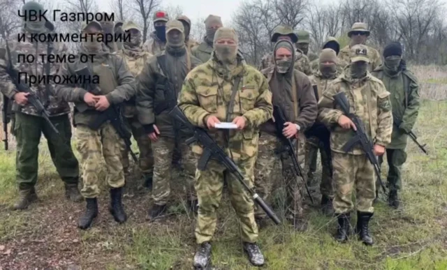 نیروهای «استریم» در زمان ارسال پیام ویدیویی به پوتین