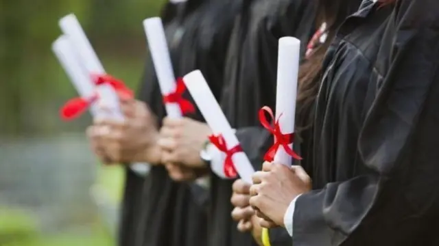 પ્રતીકાત્મક તસવીર