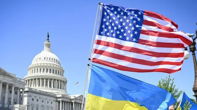 মার্কিন কংগ্রেস এপ্রিলে ইউক্রেনের জন্য ৬১ বিলিয়ন মার্কিন ডলারের সামরিক সহায়তা প্যাকেজ পাস করে।