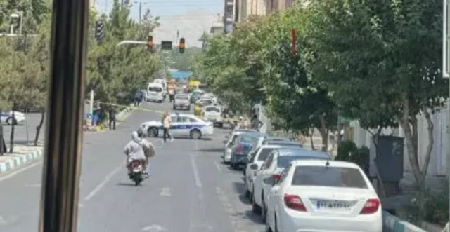 iran israil Bu şəkildəki lentə alınmış yolun Tehranın Qisa və Piruzi küçələrinin qovşağı olduğunu təsdiq edə bilərik.