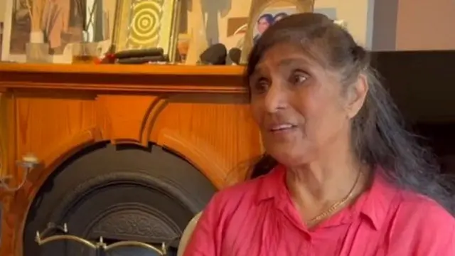 ያስሚን ለላኒ ኣብ ካምፓላ መሕረሲት ኮይና ትሰርሕ ነይራ