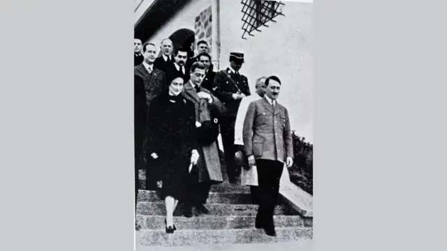Duke and Duchess of Windsor saat bertemu Hitler
