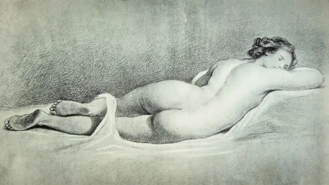 Оголена молода жінка 