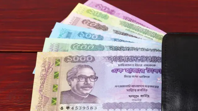  বিনিময় হার বাজারের উপর ছাড়া না হলে নতুন বিনিয়োগে আগ্রহ বাড়ে না।