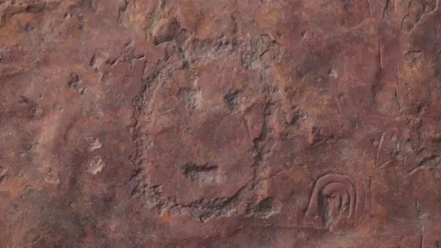 Rostros tallados en rocas